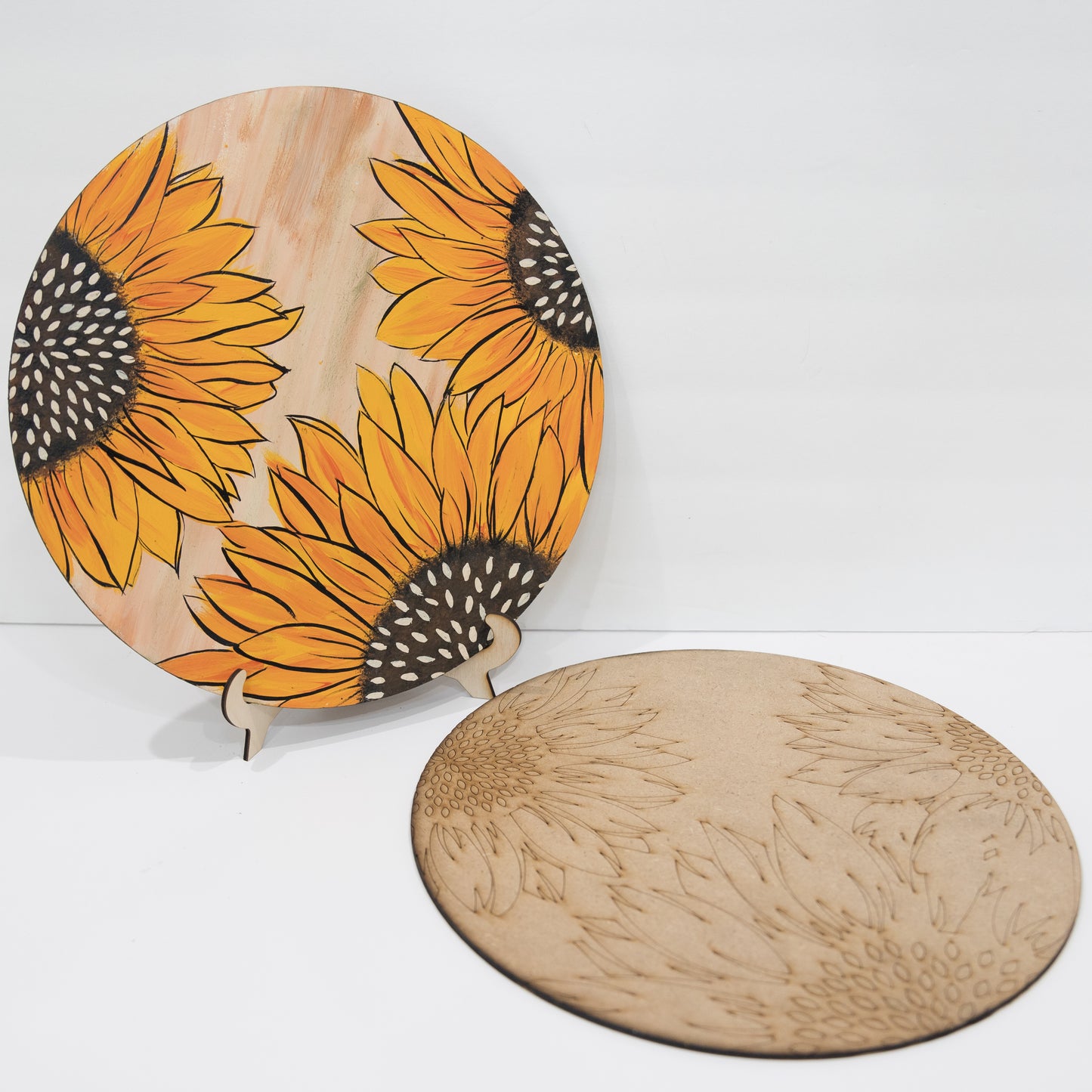 11.5" X 11.5" MDF 1/8" Sunflower Round - Unfinished
